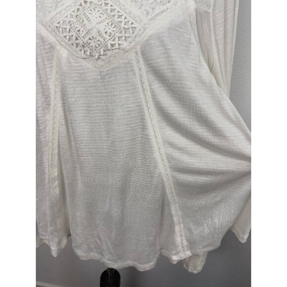 American Rag Poet Blouse White Lace Size XL Keyhole Back Stretch Tunic Boho - Picture 9 of 14